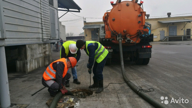 Откачка выгребных ям